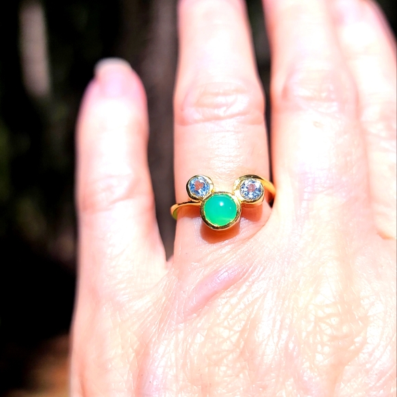 Kharma by Avelon Jewelry - Chrysoprase & Topaz 24k Gold & Sterling ring sz6.5 looks a little like Mickey!